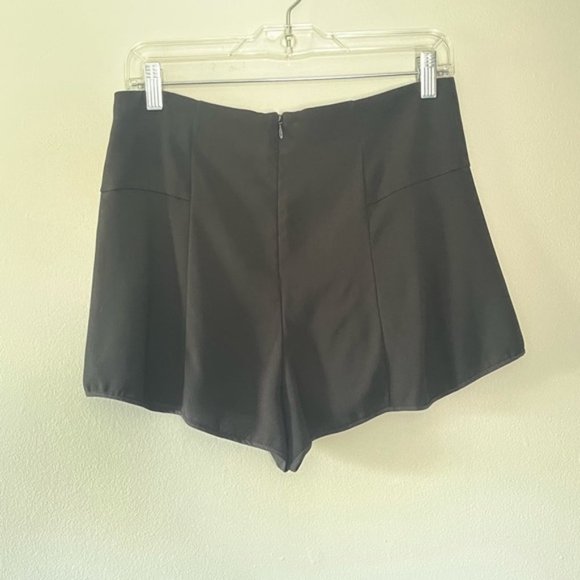 Aritzia Wilfred Larvotto Shorts Black Size 6 - Picture 3 of 10